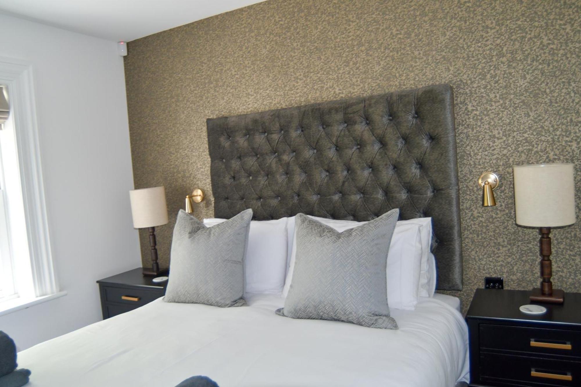 Luxury Croft Templepatrick Near Airport Rabbit And Hilton Hotel Eksteriør billede